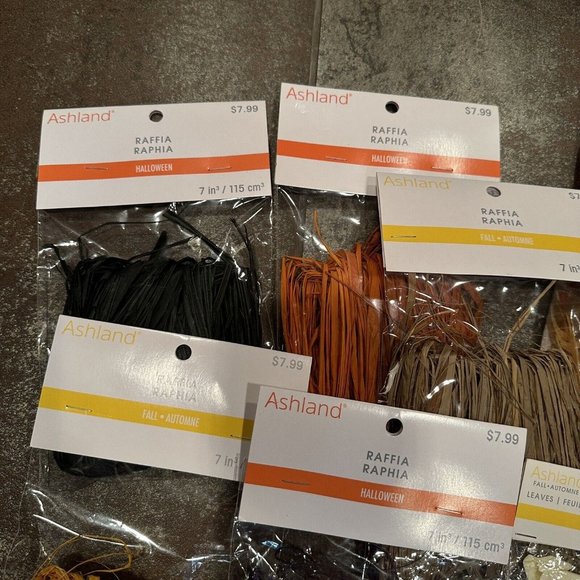 Mixed Lot of 14 Fall Halloween Decor Maple Leaves Raffia Truck String Lights - Picture 3 of 7